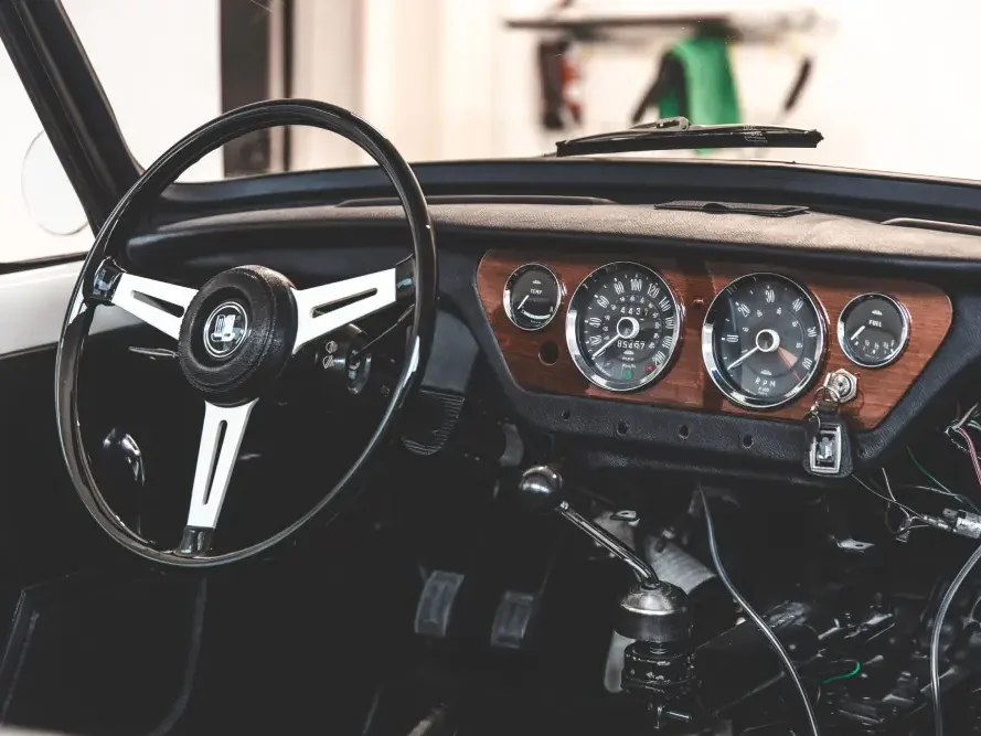 Triumph Spitfire - Station - Quick Road