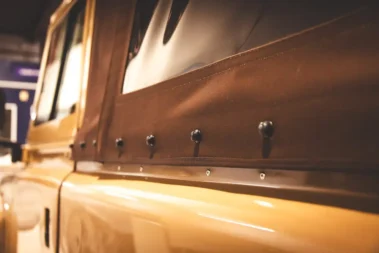 Land Rover Defender - Quick Road